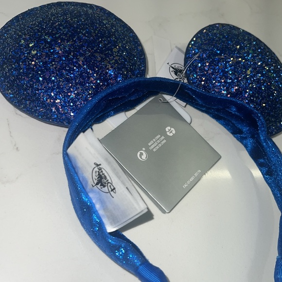 Adaptable Fit Disney Headband Ears - Picture 6 of 6